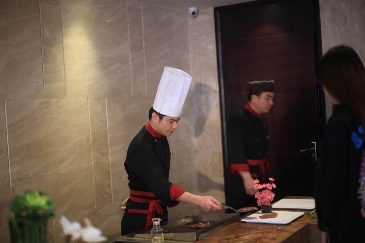 Relax Season Hotel Dongmen Shenzhen Esterno foto